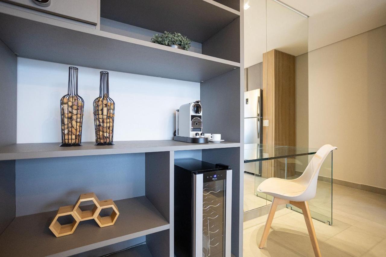 Apartamento One Eleven And Work By Helbor